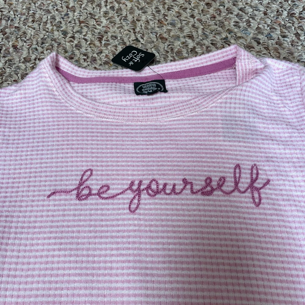 Laura Ashley Pajama Set - Picture 3 of 5